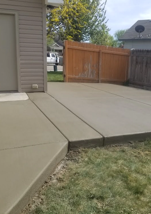 residential concrete path service front yard nampa id